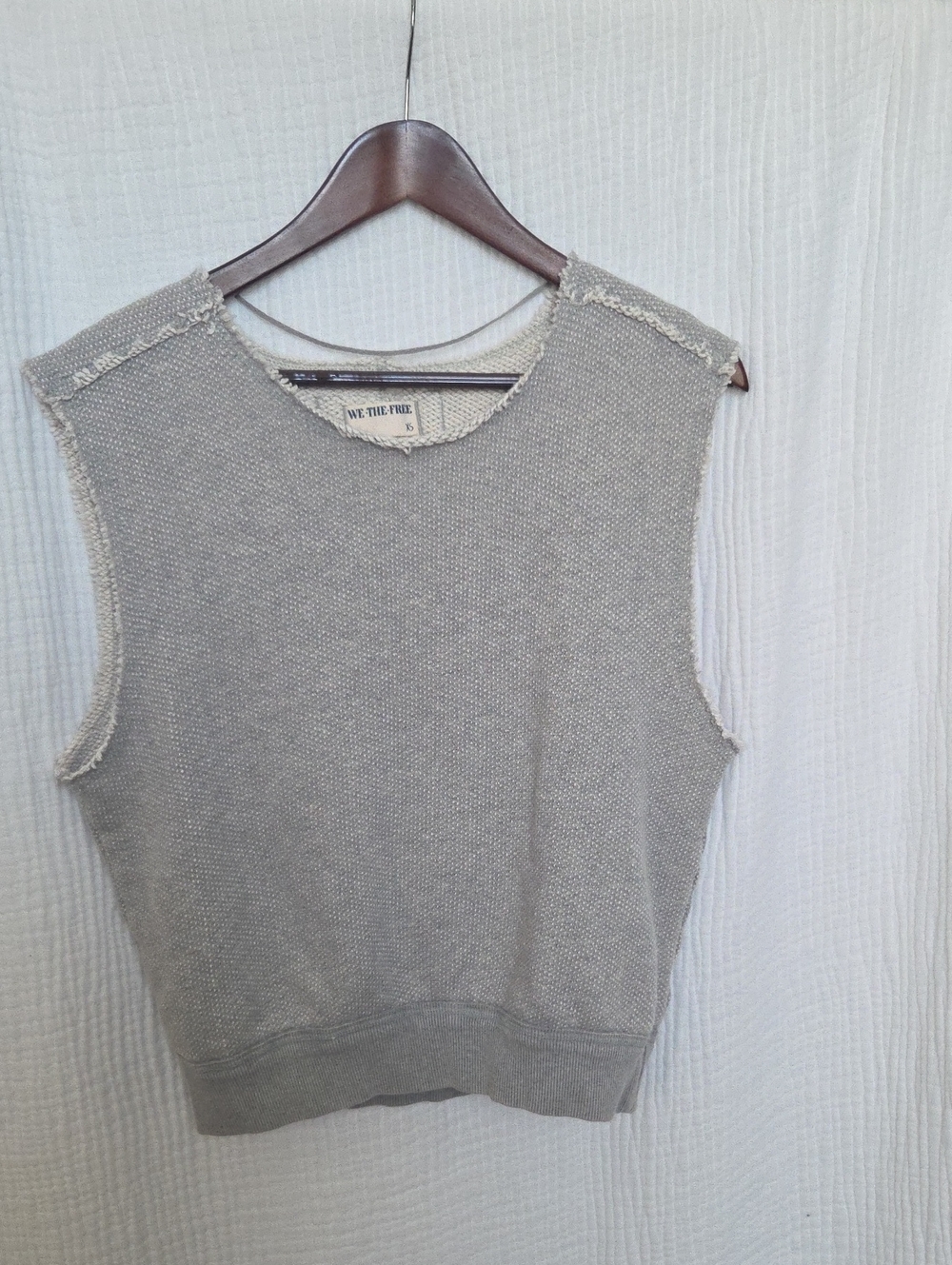 NWOT We The Free Sleeveless Raw-Edge Knit Tank in Light Gray